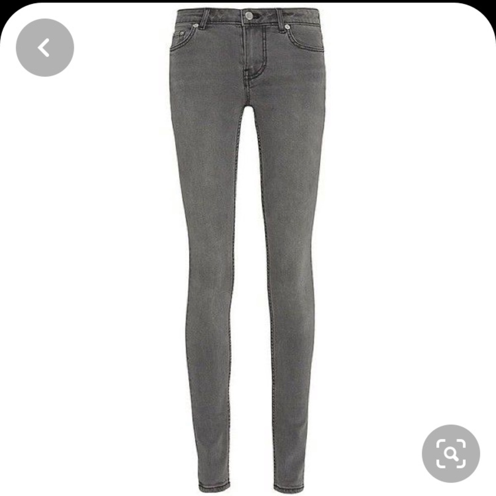 BLK DNM GREY JEANS SIZE 26
